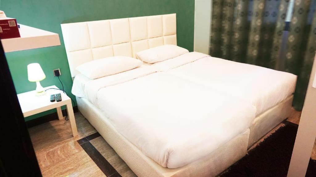 Hotel Leaders Plaza Salmiya Kuvait Kültér fotó